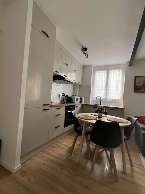 Apartmán Proche De Paris, Parking Prive Le Kremlin-Bicêtre Exteriér fotografie
