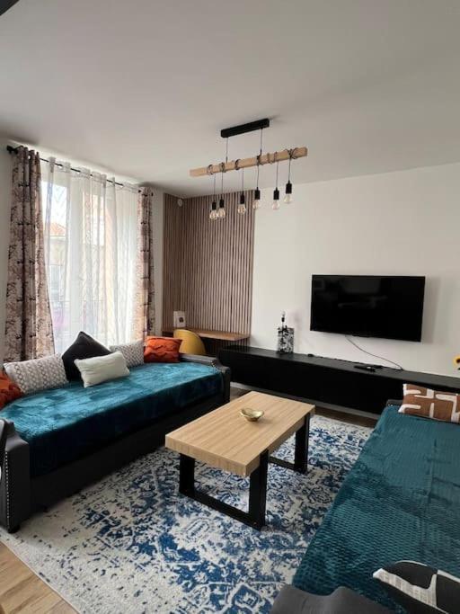 Apartmán Proche De Paris, Parking Prive Le Kremlin-Bicêtre Exteriér fotografie